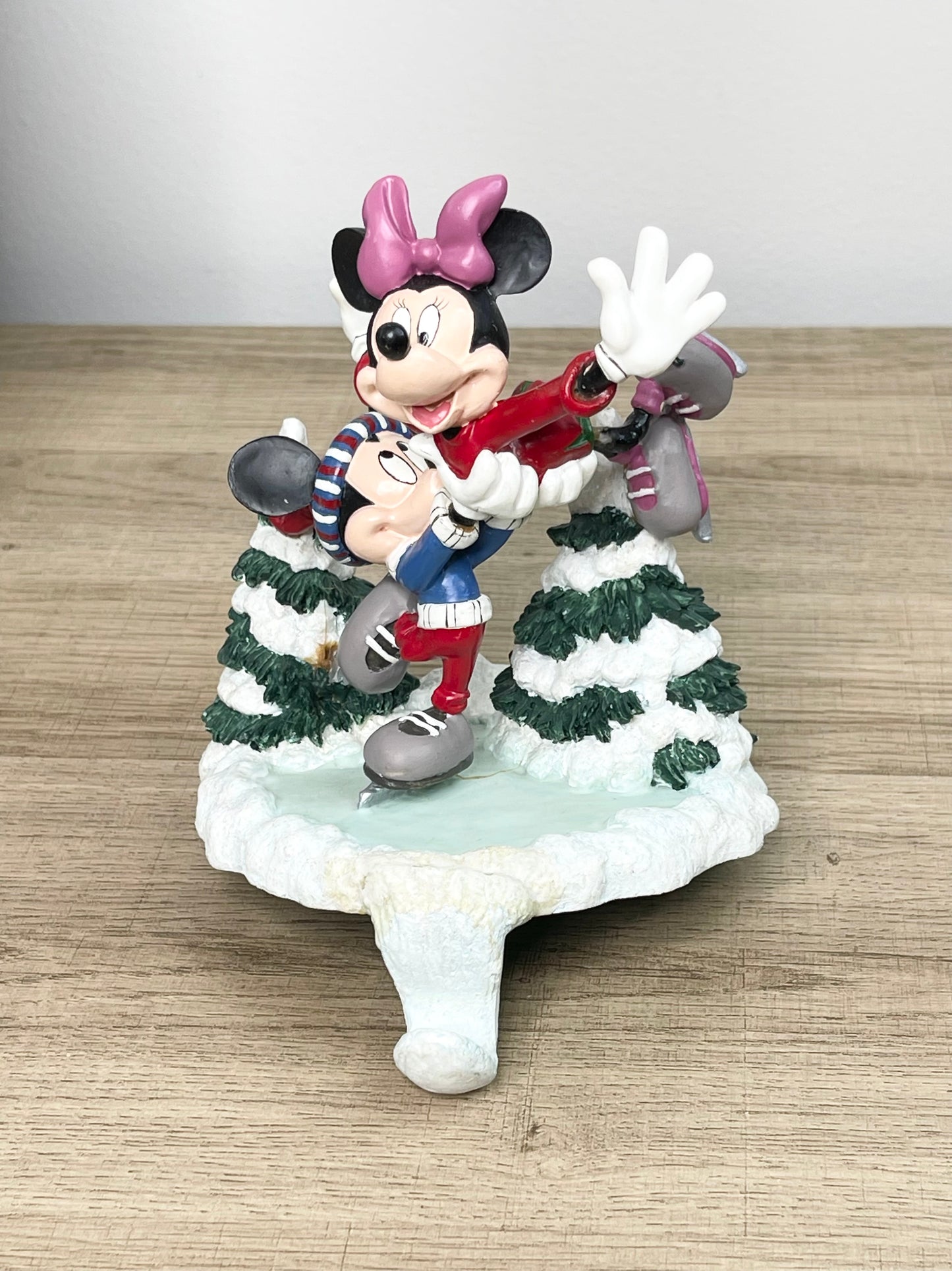 Vintage 1999 Santa’s Best Minnie Mouse Ceramic Stocking Holder