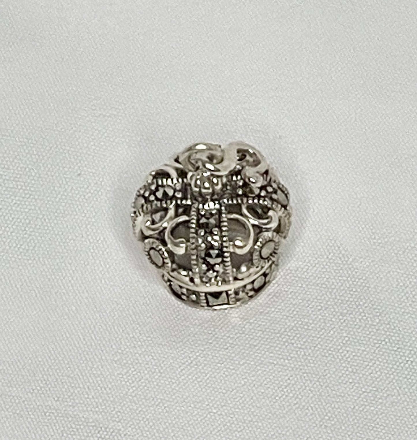 Vintage 925 Sterling Silver with Marcasite Stone 3D Crown Charm