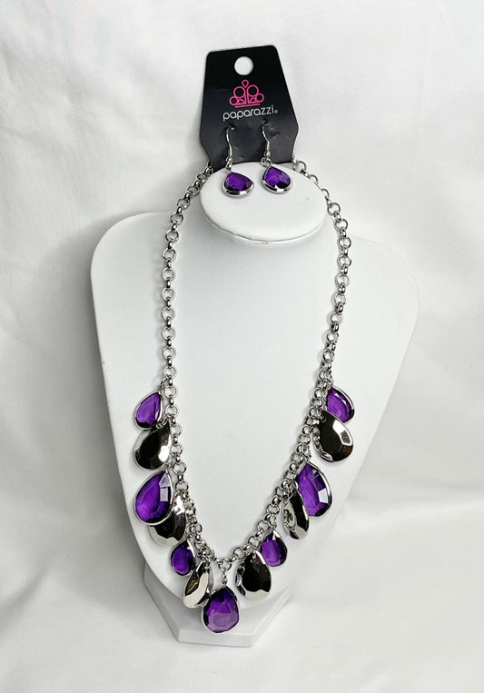 Paparazzi “Clique-bait” Necklace with Matching Earrings